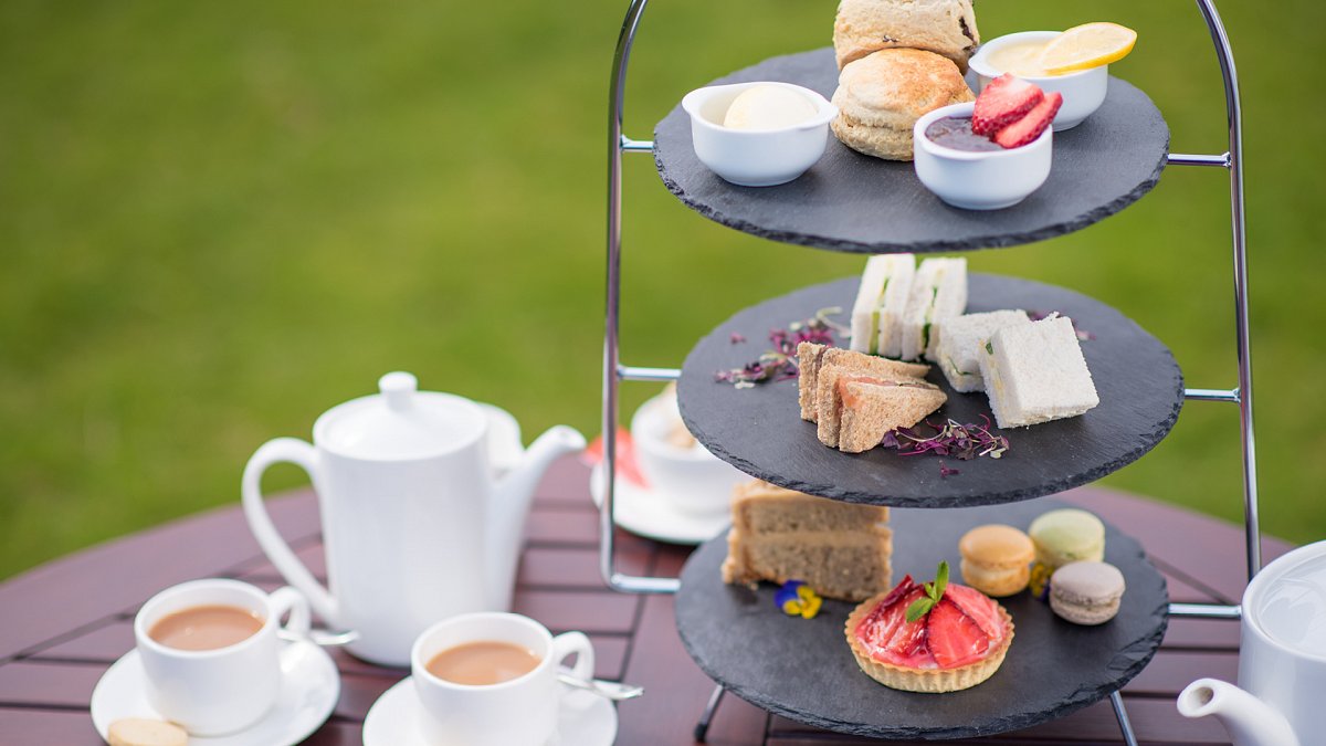 carlyon-bay afternoon tea